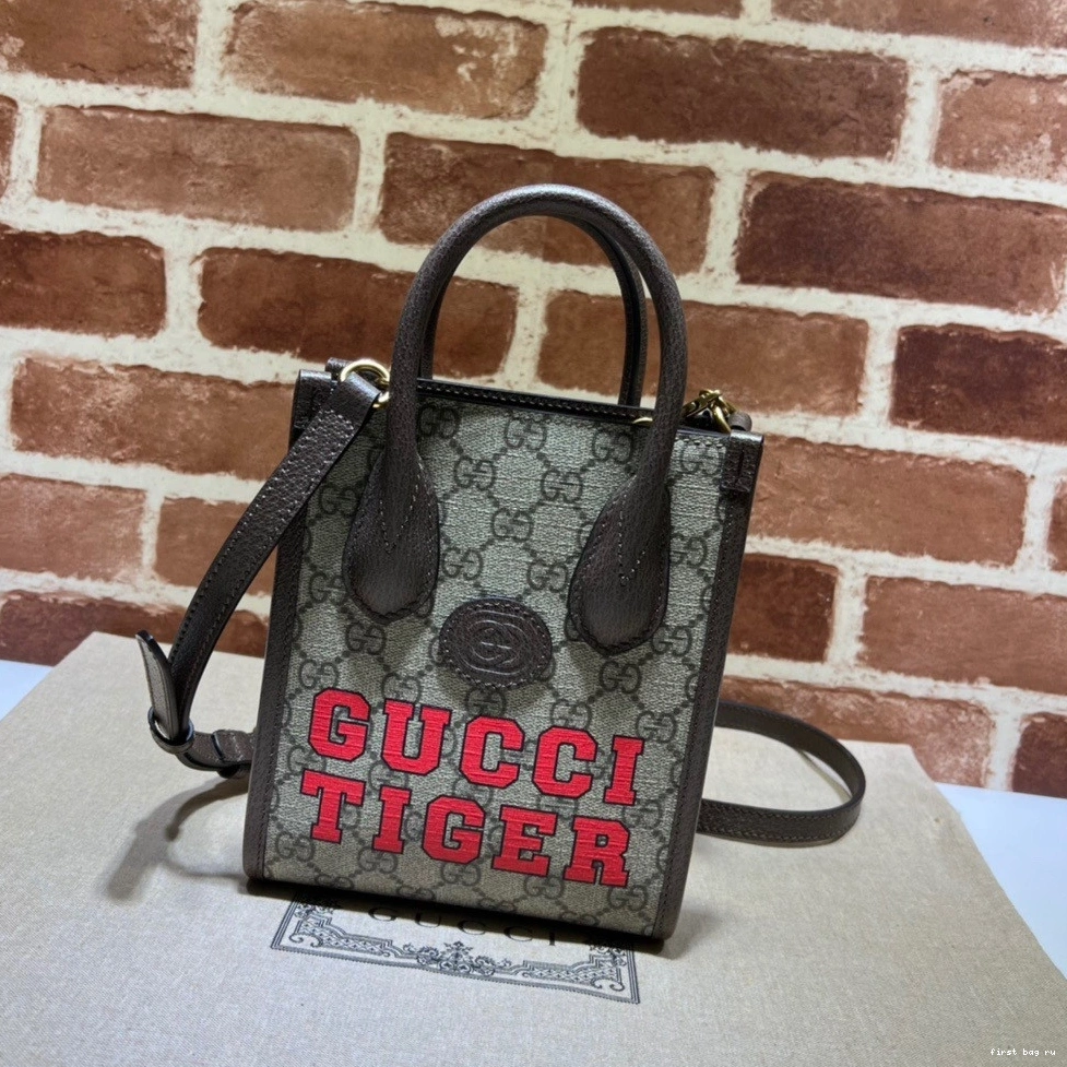 First bag ru Mini tote bag with G Gucci Interlocking 0805